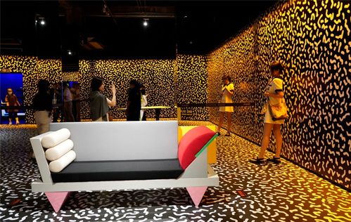 火爆40多年的孟菲斯風格家具席卷滬上，200余件代表性物件點亮服裝節